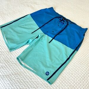 BEST. BOARDSHORTS. EVER. Outerknown Apex Trunks | Two Tone Blue | Mens 32 Waist